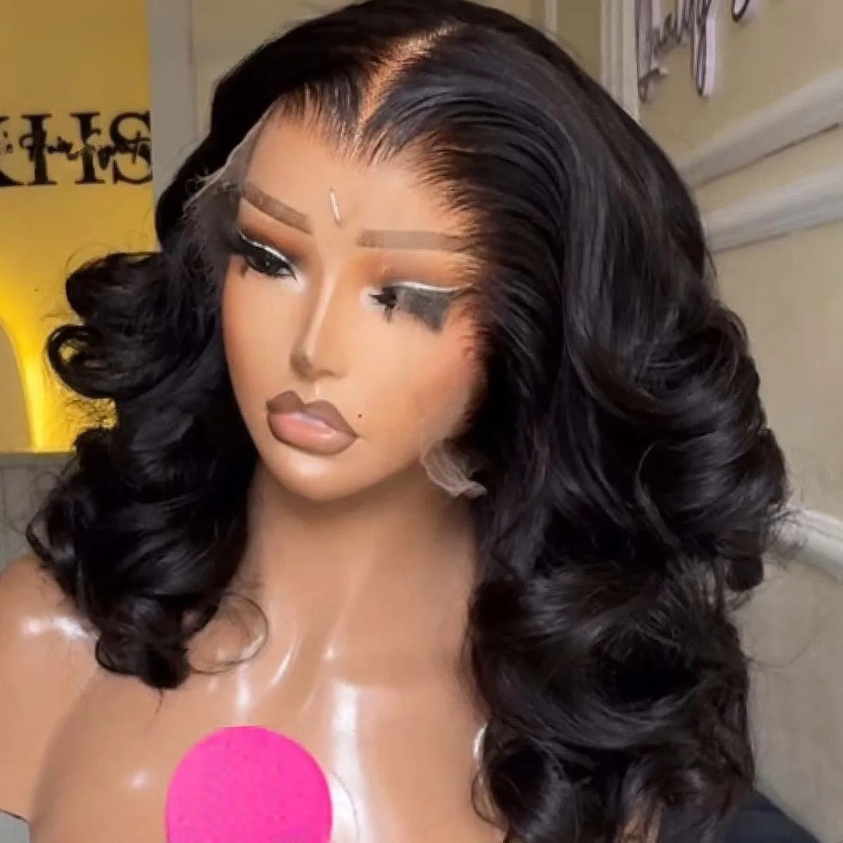 Black Wig Short Bob Body Wavy  - Pre Parted 13X4 Lace Front Bob Wig 评论和价格